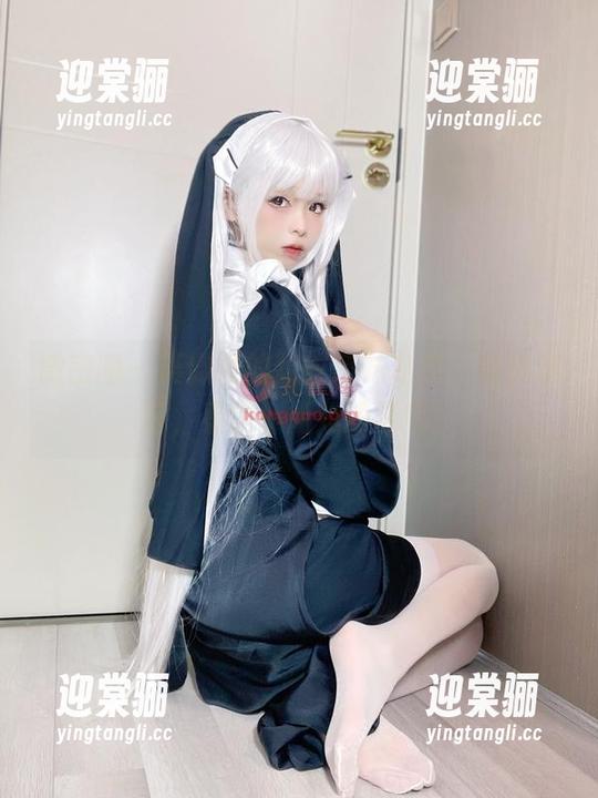 微密圈 - 聂傲娇的豹纹萌妹私拍，猫步走起，看这小姐姐的骚气！