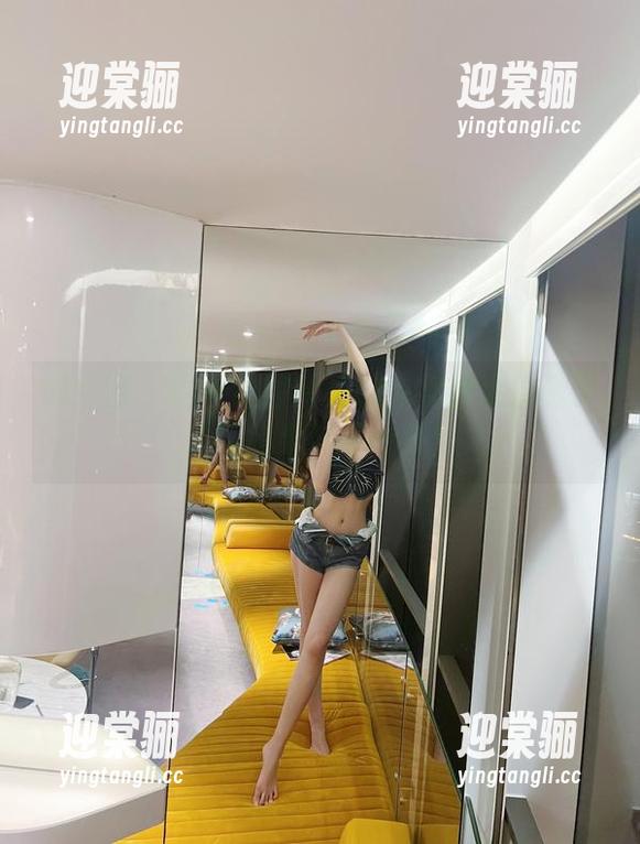 葛征 微密圈 - 这一组图片里的兔女郎太别致了,葛征果然不一般!