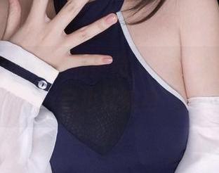 蜜汁猫裘的长腿私房照，让我默默觉得自己也该健身
