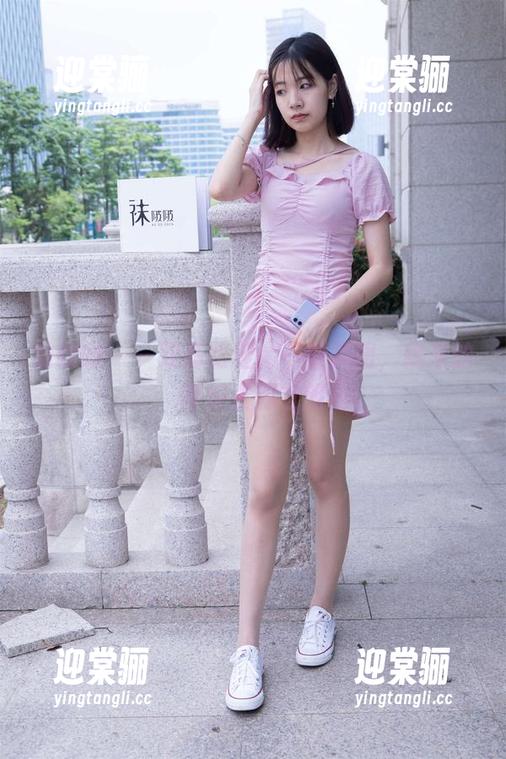 袜啵啵 - 一双高跟鞋，一份美图，糯米的奇幻资源之旅