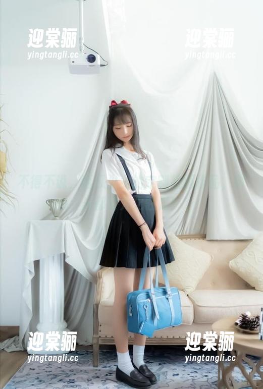不得不说，西瓜少女的定制校服作品，时光都要为之驻足！