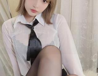 女仆妆容不止是伪装，雯妹不讲道理1号本里更多的是俏皮，快来看！