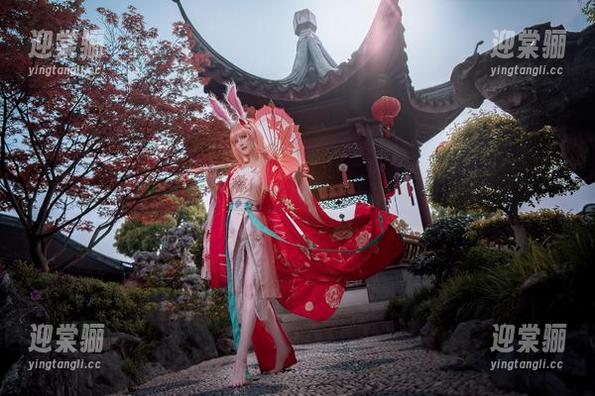 菲欧娜，露儿大魔王的资源之门，推开后你会发现戏谑的美。